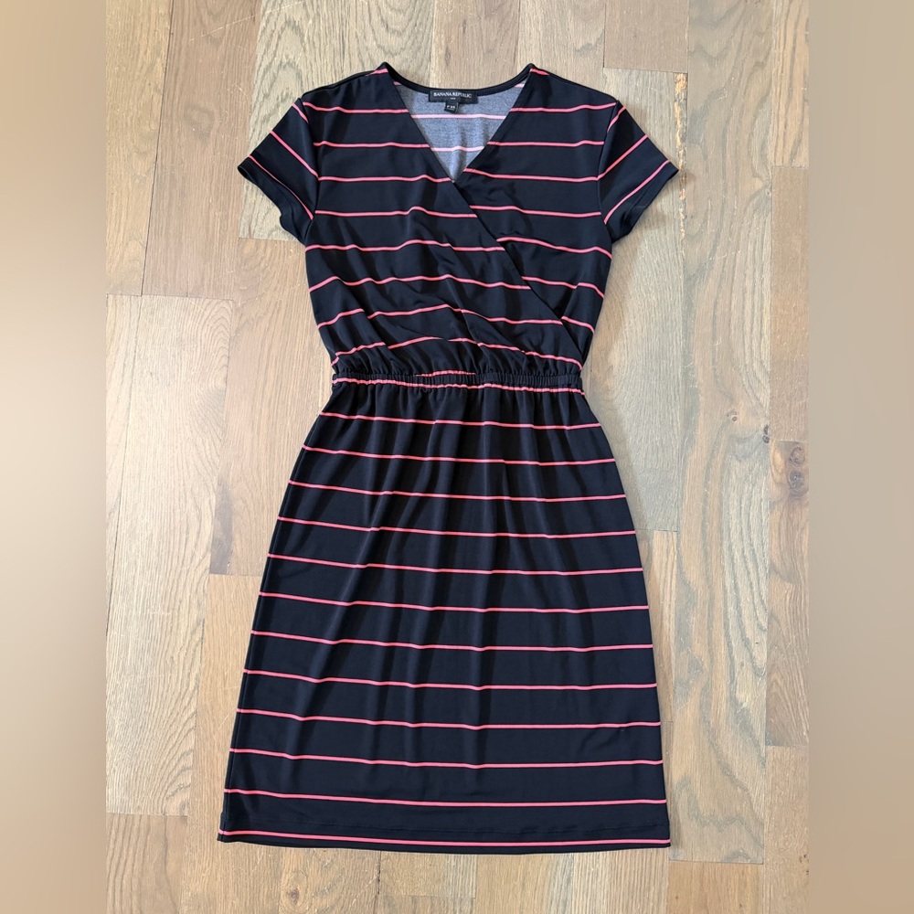 BANANA REPUBLIC Black/pinkish Orange Stripe Faux Wrap Dress Sz Petite XS